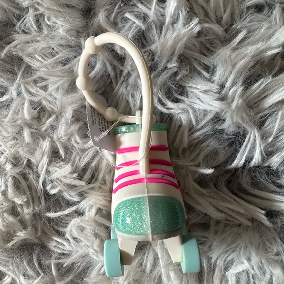 Bath & body works hand sanitizer holder NWT - Picture 3 of 5